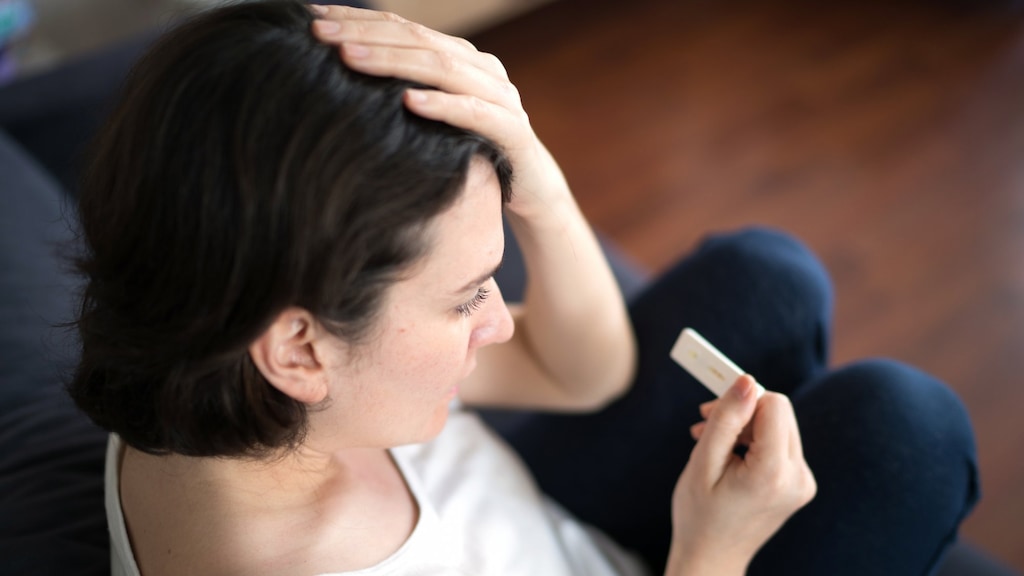 43 jaar en onbedoeld zwanger: 'Ik dacht, shit, waarom overkomt mij dit nu?'