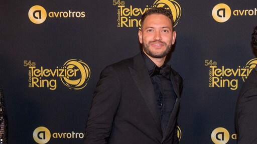 Rolf Sanchez tovert AFAS Live om tot Latin-paradijs