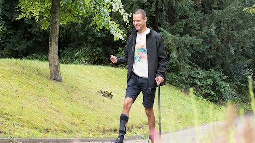 Bas (29) kreeg een beroerte: 'Ik heb andere problemen dan iemand van 75'