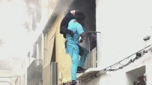 Straatverkoper redt invalide man uit brandend huis in Spanje