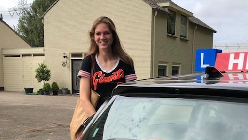 Ongeluk op vrijdag de 13de? 'Onzin! Mijn rijbewijs en vriend te danken aan deze dag'