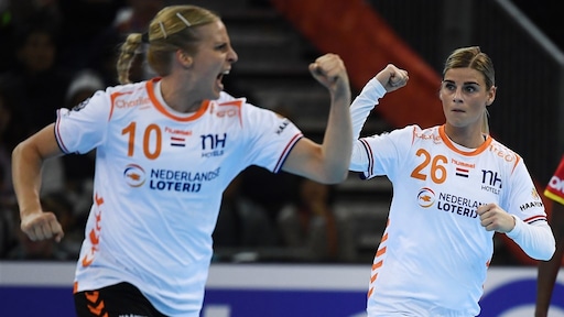 Handbalster Snelder: goud onbeschrijflijk mooi