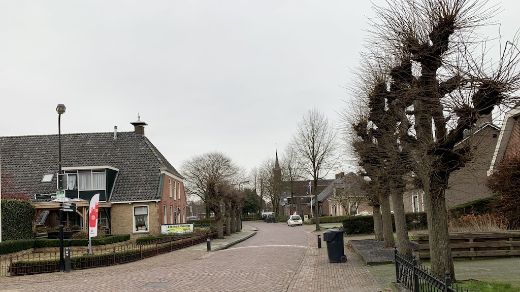 Straatbeeld in Garijp.
