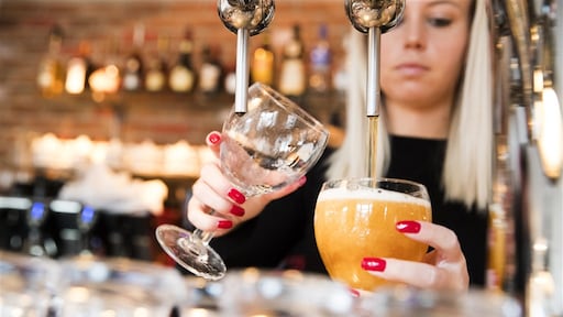 Nederland weet weinig over alcohol: 'Eén glas is al schadelijk'