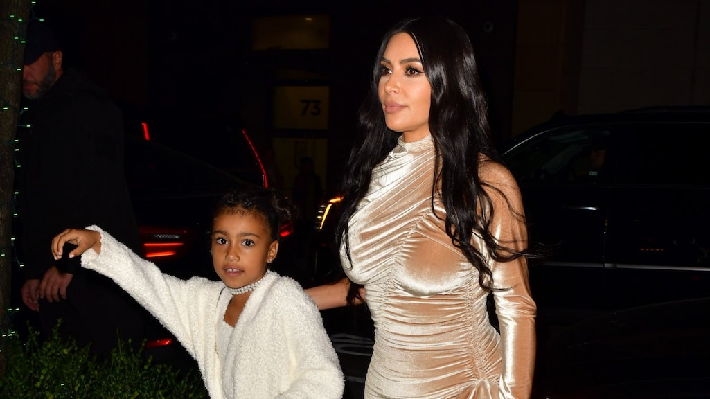 Dochter Kim Kardashian gespot met handtas van 10.000 dollar