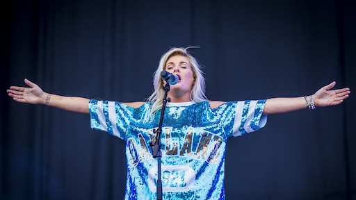 Sanne Hans cancelt shows op doktersadvies: 'Het spijt me'