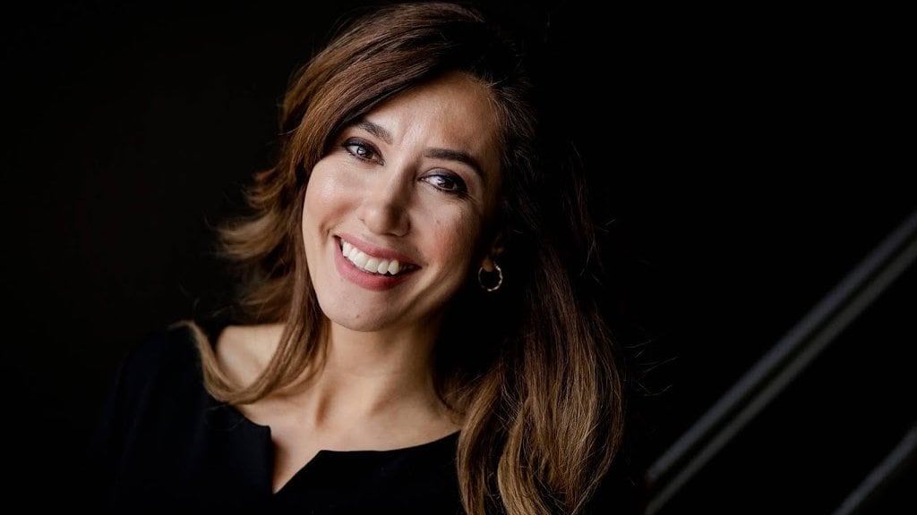 Fidan Ekiz noemt commentaar afstaan stoel Eva Jinek 'seksistisch'