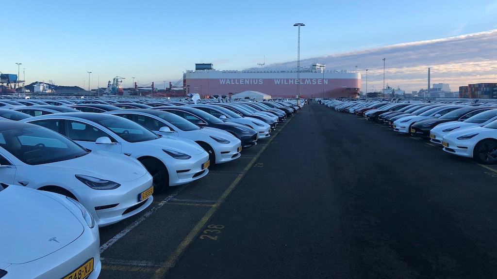 Eindejaarssprint: 1 op de 3 nieuwe auto's in december is een Tesla