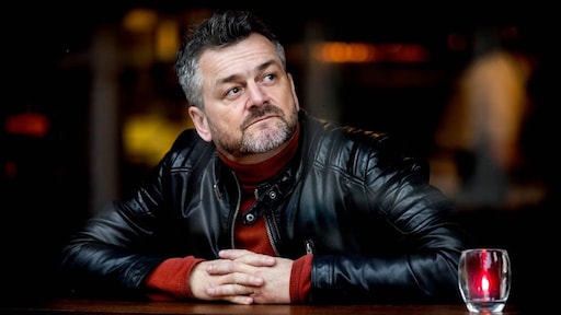 Kasper van Kooten na negen jaar weer single