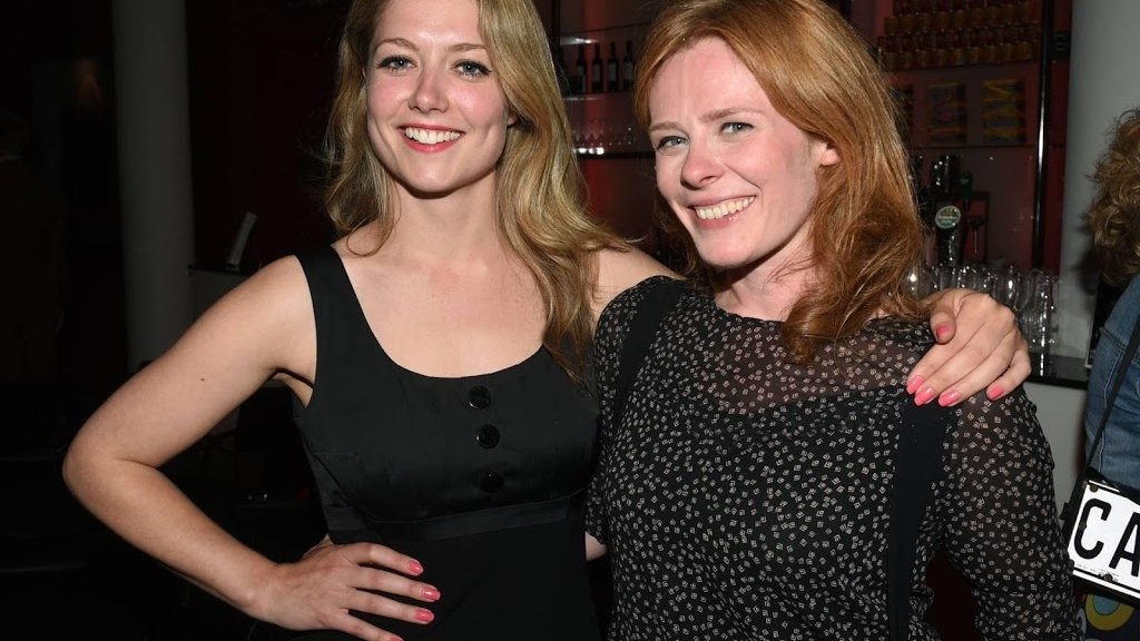 Kerstkindjes Yentl en De Boer schelen slechts 2,5 uur