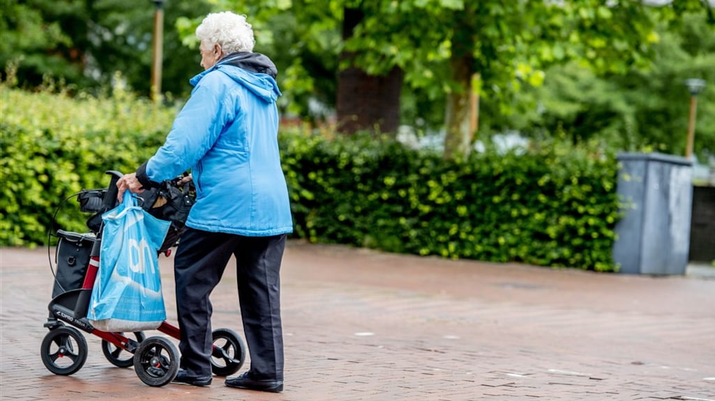 Zorg ouderen doodlopende weg: 'Systeem moet om'