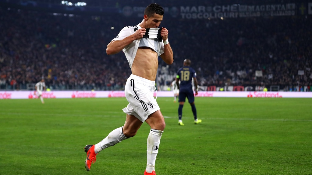 Cristiano Ronaldo onthult leefpatroon: vijf dutjes en zes keer eten per dag