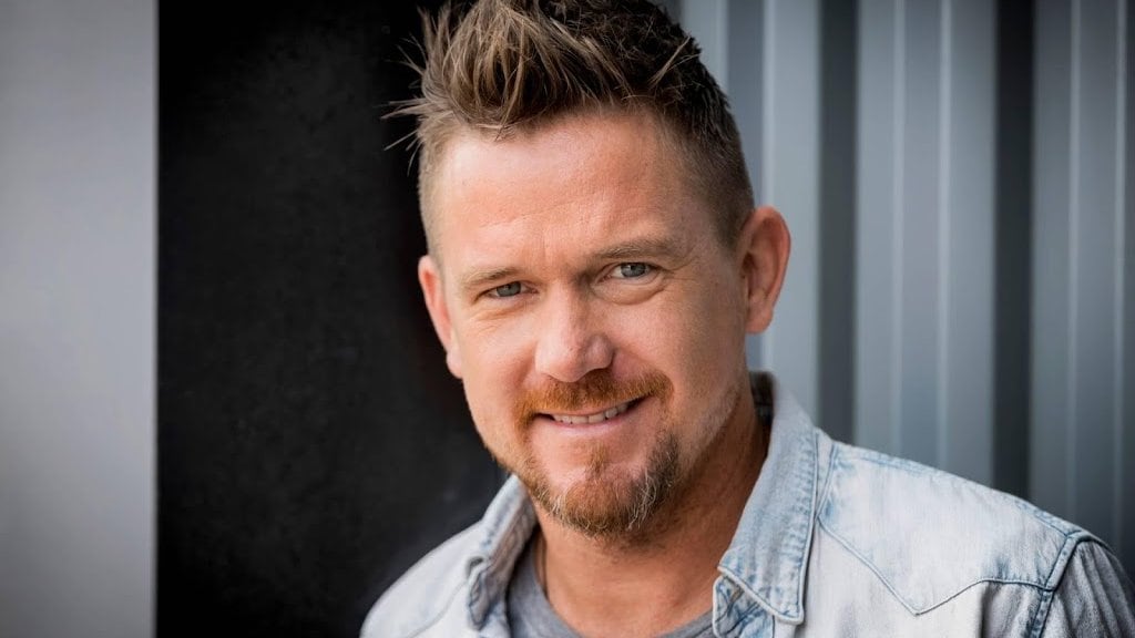 Johnny de Mol vraagt aandacht voor dementie in nieuw programma
