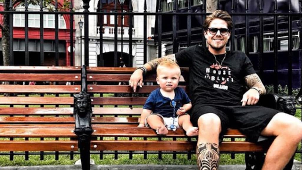 André samen met zijn zoontje, André Hazes jr.