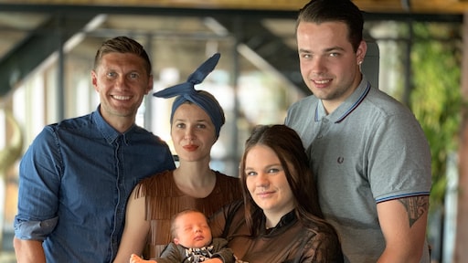 Victoria Koblenko en Lev geprezen om Vier Handen Op Eén Buik