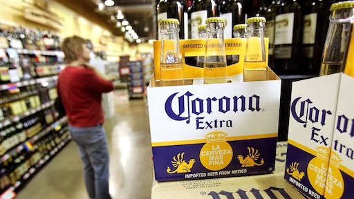 Biermerk gelinkt aan dodelijk virus: 'Botte pech voor Corona'