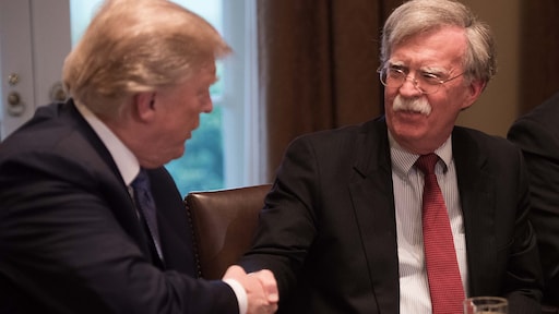 Oud-adviseur Bolton: Trump wilde alle hulp Oekraïne tegenhouden