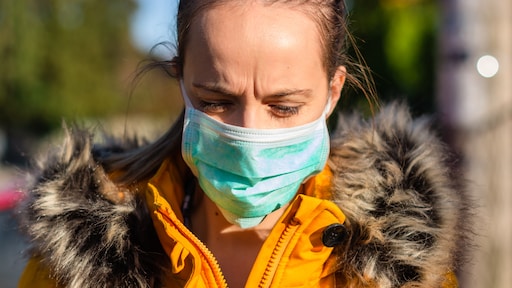 Coronapaniek in Nederland valt mee, maar: 'Kan ik nog naar de afhaalchinees?'