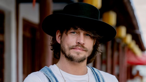 Oplettende kijker ontdekt een grote molactie van WIDM-Rob