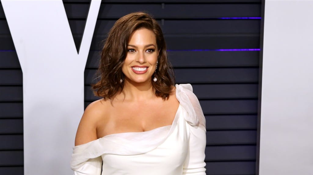 Ashley Graham open over incontinentie na bevalling