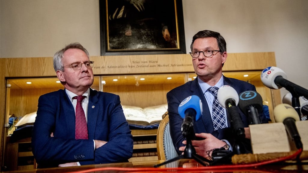 Commissaris van de Koning Han Polman (links) en Bas van den Tillaar, burgemeester van Vlissingen.