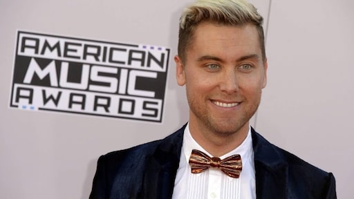 Lance Bass druk bezig met comedy over *NSYNC
