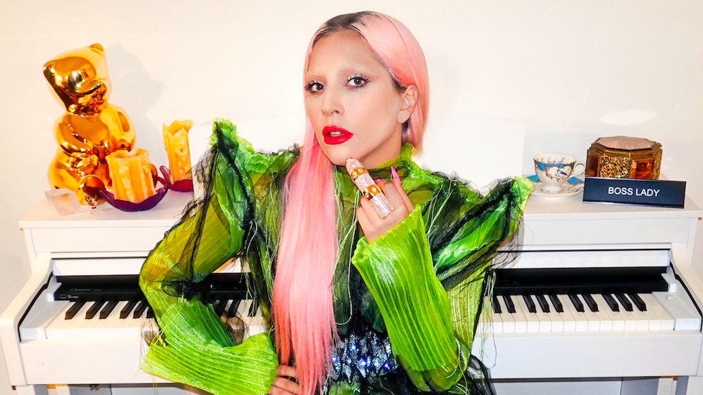 Lady Gaga stapt in het huwelijksbootje met zichzelf