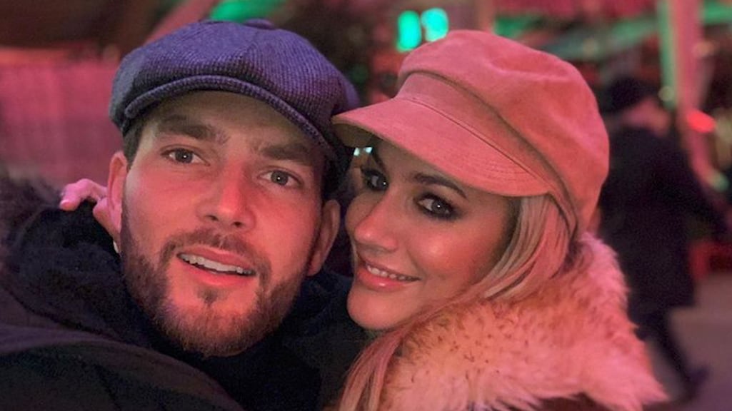 Vriend Love Island-presentatrice Caroline Flack in diepe rouw