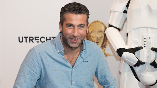 Weduwe Marc de Hond wil niet dagen in bed liggen huilen