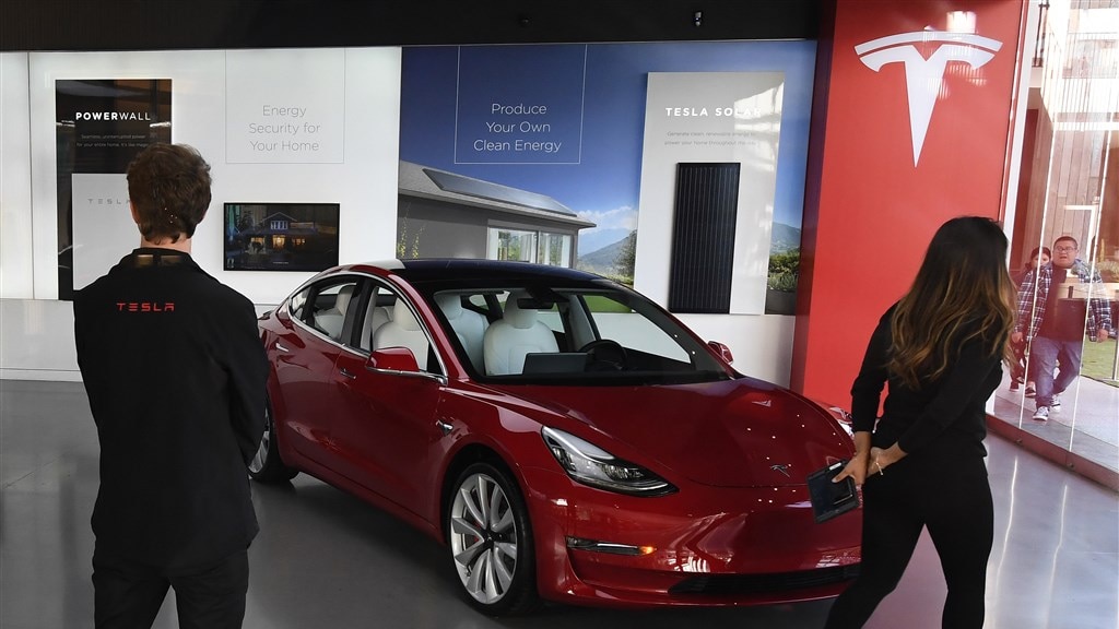 Branche profiteert van elektrische auto, maar vooruitzichten zijn somber