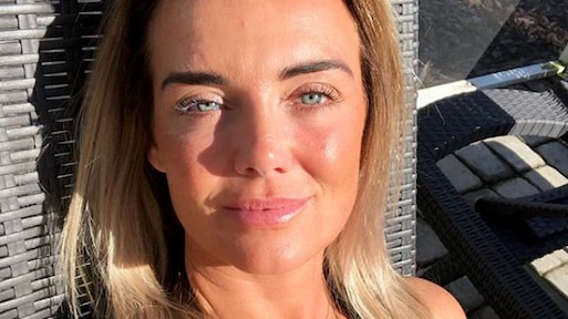 Monique Westenberg herdenkt haar rots in de branding