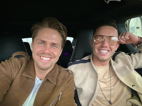 Djarno Hofland emotioneel over 'broer' André Hazes