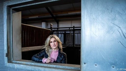 Britt Dekker schrapt meet-and-greets om coronavirus