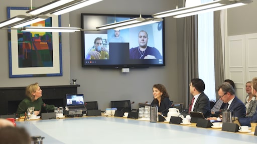 Niet naar kantoor vanwege corona: 'Lunchen in je eentje is saai'