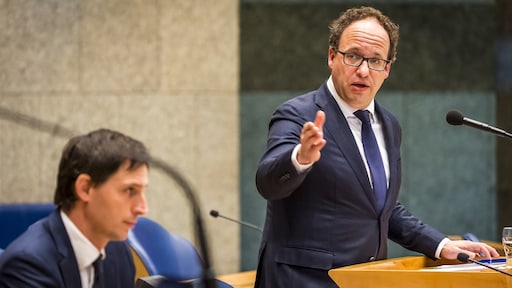 Kabinet helpt ondernemers in coronacrisis: later belasting betalen mag