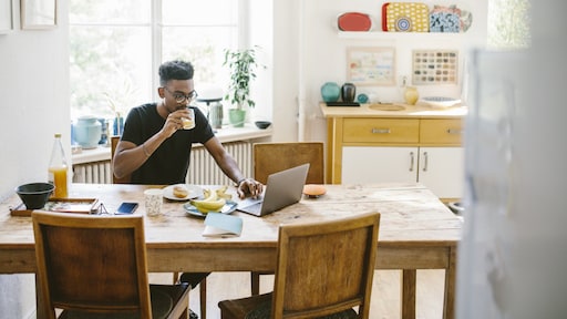 Werkgevers, zorg dat zoveel mogelijk mensen thuis kunnen werken