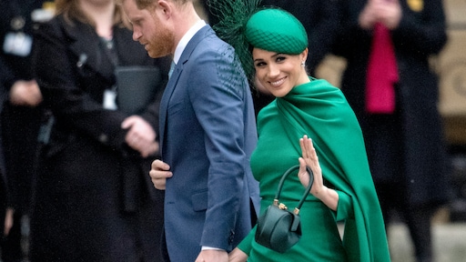 Meghan Markle neemt 'emotioneel' afscheid van Brits koningshuis