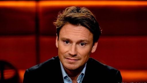 NPO zendt talkshow Op1 ook op zondagavond uit