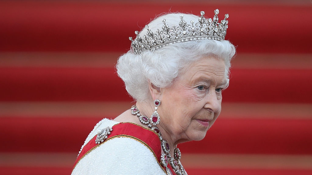 Queen Elizabeth verlaat Buckingham Palace uit vrees voor corona