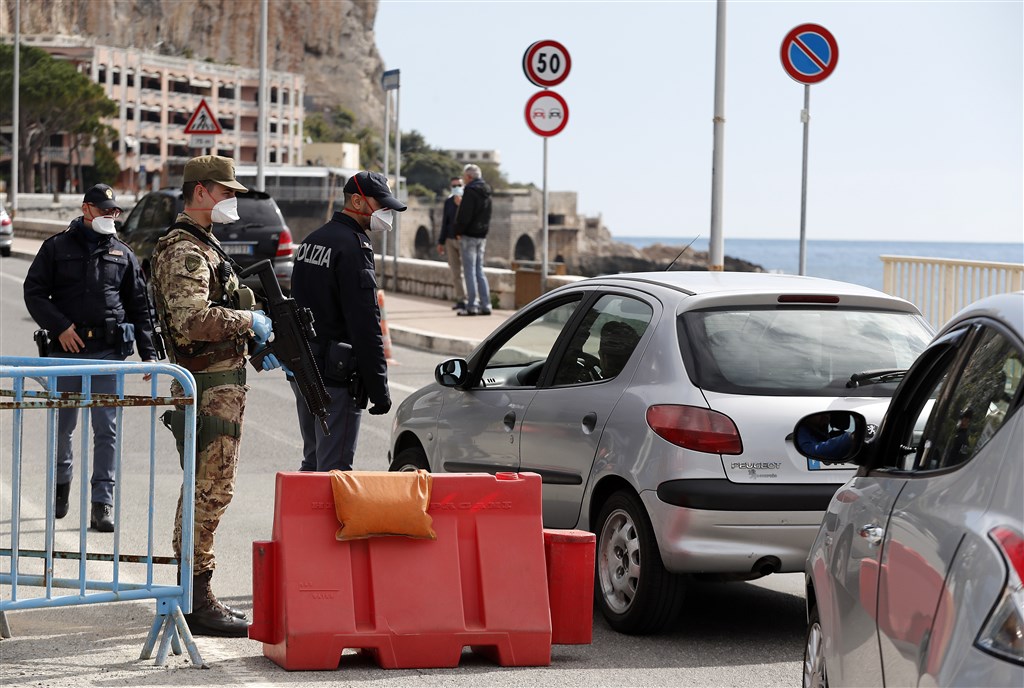 Steeds meer landen 'op slot', Nieuw-Zeeland presenteert economisch reddingsplan