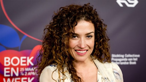 Zwangere Katja Schuurman zit er helemaal doorheen