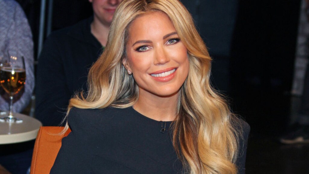 Sylvie gaat voor uitgeklede versie van huwelijk