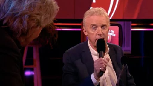André van Duin ontroert in DWDD met vertolking van La Bohème