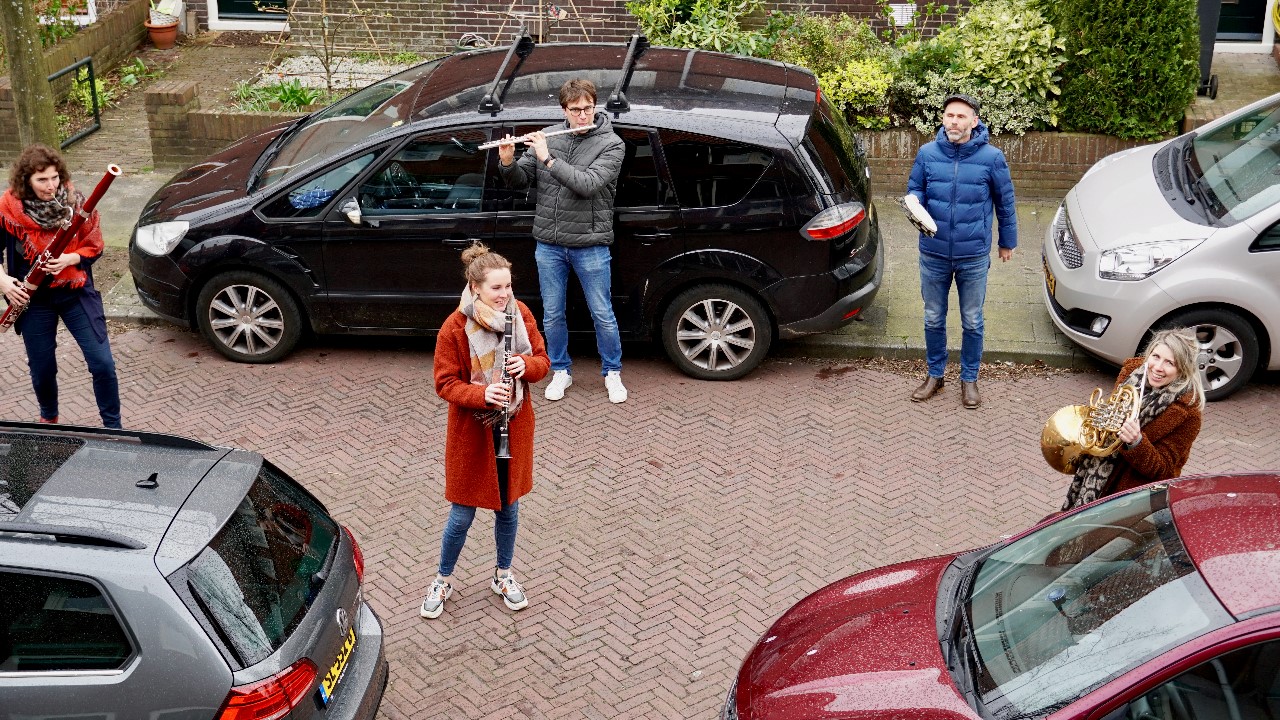 Een concert in je eigen buurt: 'Iedereen doet  mee vanuit de voordeur'