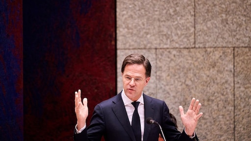 Nieuw verhaal van de VVD: hoger minimumloon en zelf vluchtelingen kiezen