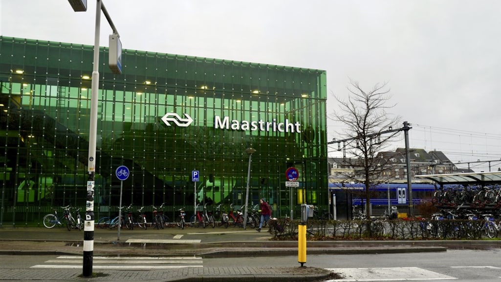 'Coronaspuger' moet twee maanden cel in voor spugen op buschauffeur