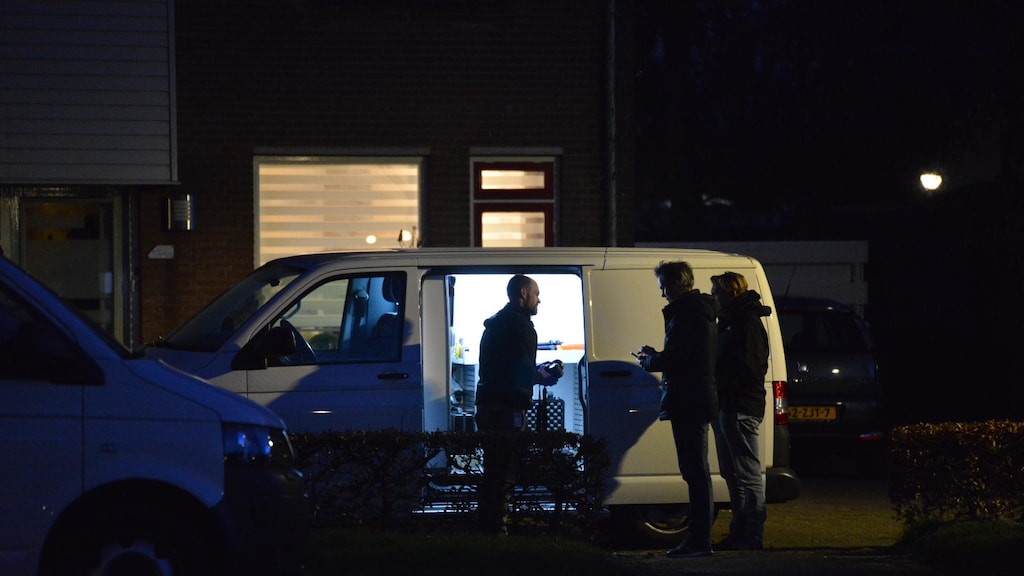 Vier doden in huis Etten-Leur zijn oma, moeder en twee kinderen, politie zoekt vader