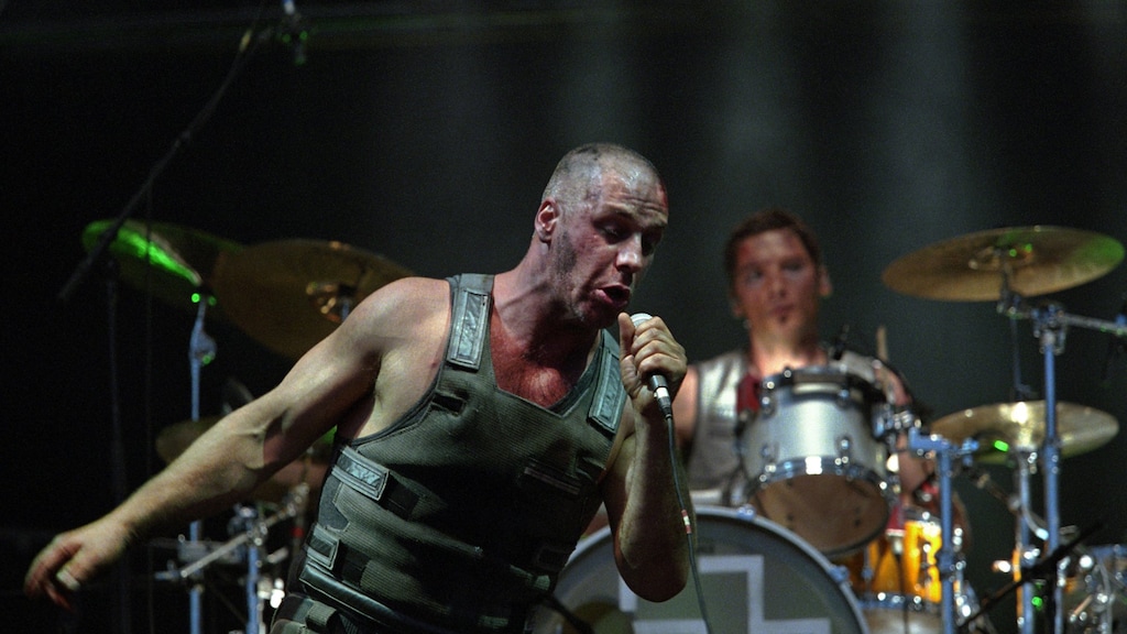 Rammstein-Frontman reageert op geruchten besmetting