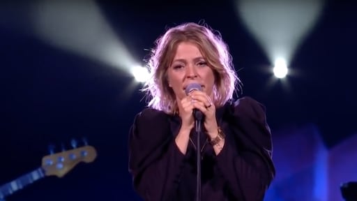 Ex-K3-lid Karen Damen imponeert met onverwachte cover