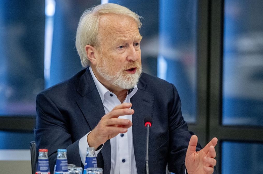 Kijk mee: experts praten Tweede Kamer bij over het coronavirus